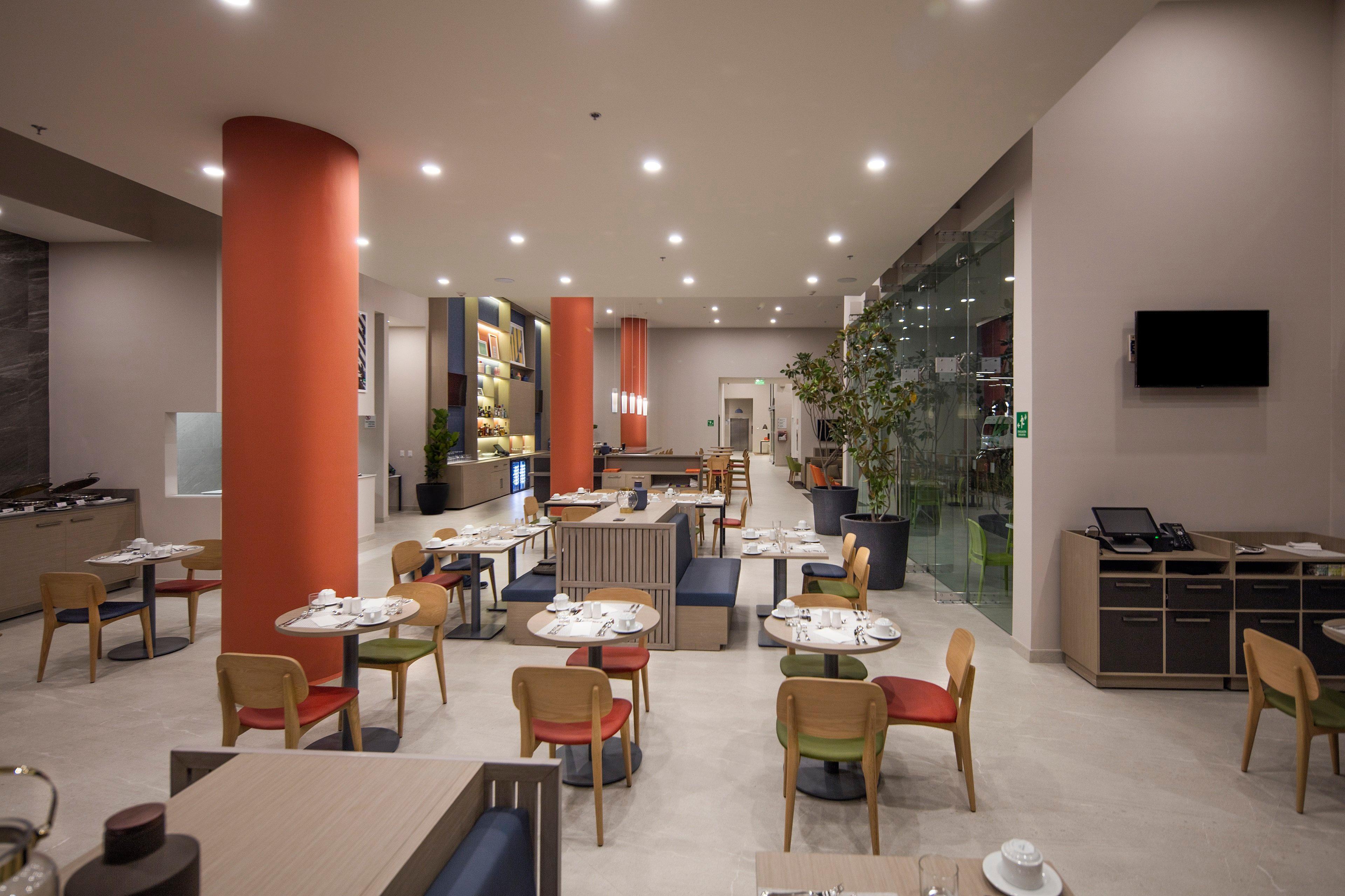 Holiday Inn & Suites - Aguascalientes By Ihg Екстериор снимка